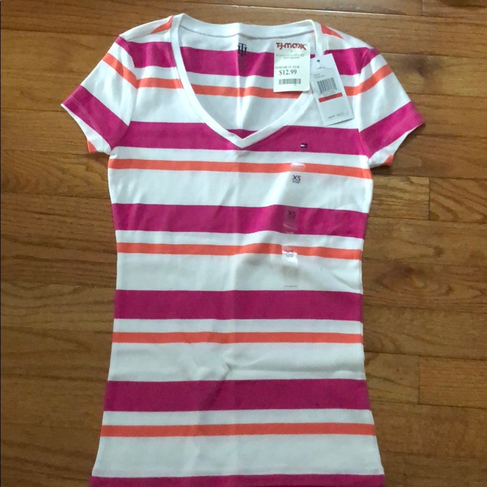 Tommy hilfiger v neck t shirt